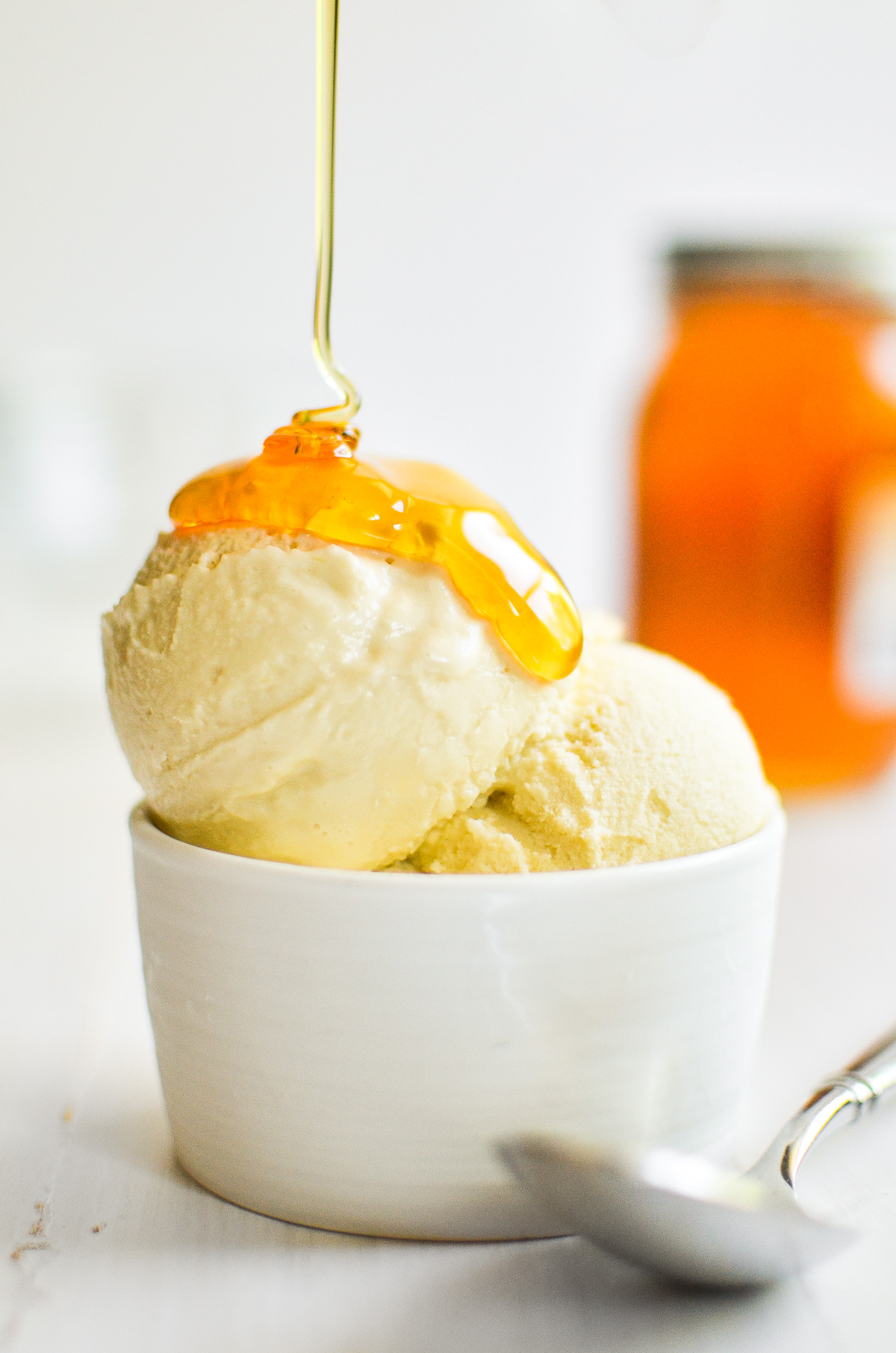 A creamy, tropical delight sweetened naturally with premium "PEARL" FIR honey.